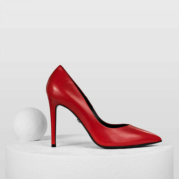 Karl • Red