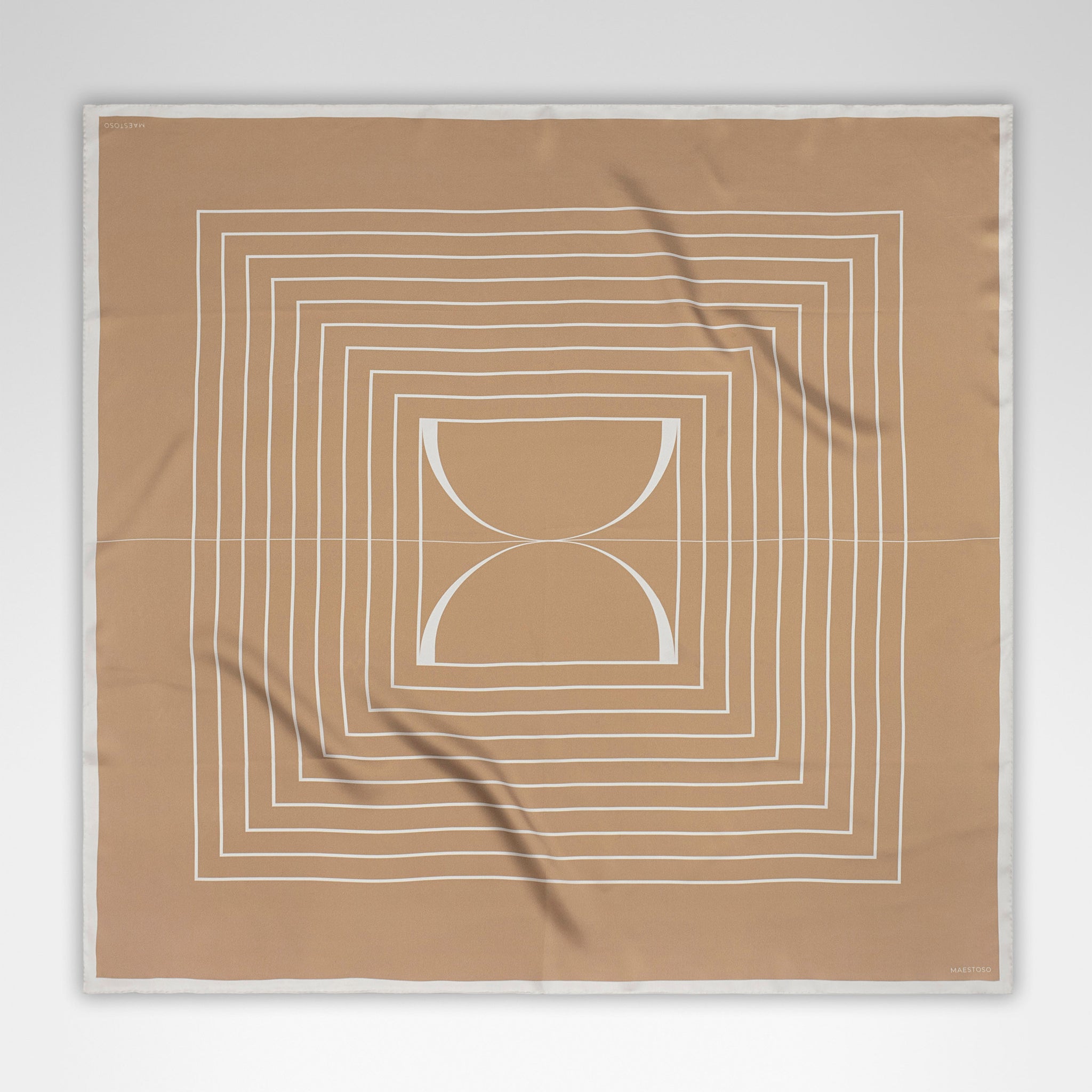 Monogram 90 • Cappuccino & Ivory