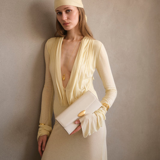 Noa Clutch • Ivory