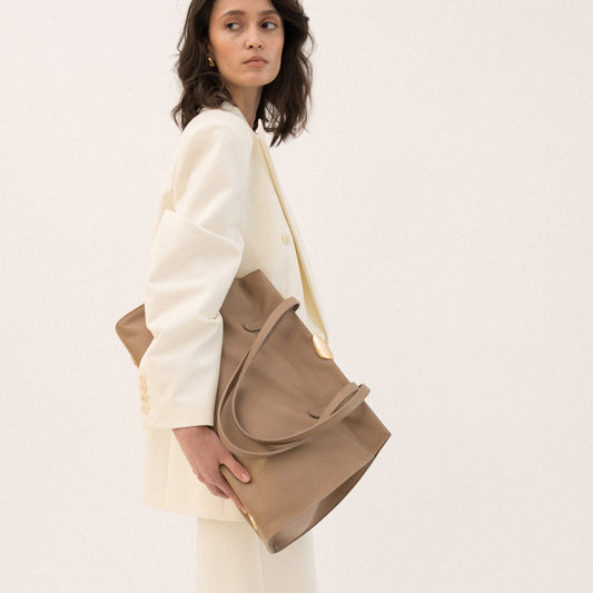 Noa Soft Tote • Cafe au Lait