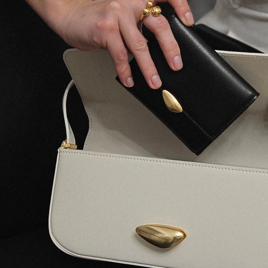 Noa Wallet • Black