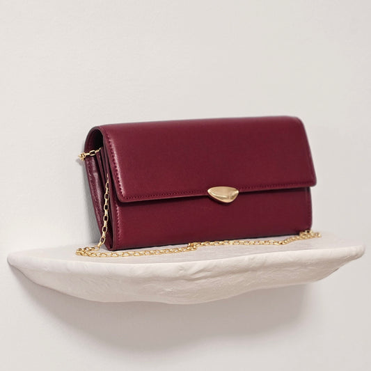 Noa Chain Wallet • Burgundy