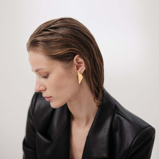 Maestoso Triangle Earrings 18k Gold Vermeil